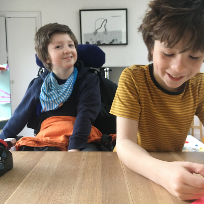 ED5DFE50-D11D-48D3-BC08-6E226580D9E5